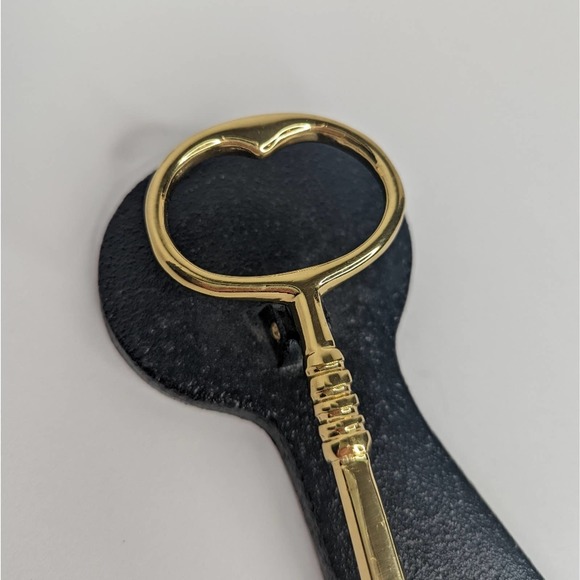 Vintage 1948 Brass Key Door Knocker Cast Iron Plate Signed Evelyn Jahncke - Picture 4 of 13